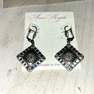 ANNE KOPLIK DESIGNS LARIQUE NEW ON CARD EARRINGS HANDCRAFTED USA